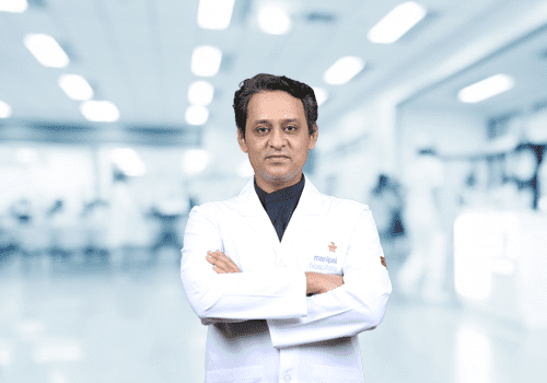 Dr. Leslie Ravi Kumar | Best Eye Doctor in Millers Road, Bangalore | Manipal Hospitals